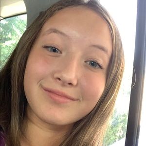 Meet your Posher, Gabriella